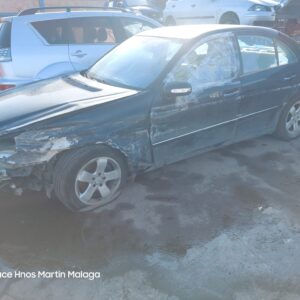 MERCEDES-BENZ CLASE E 270 CDI W211 177cv AÑO 2005 - Imagen 2
