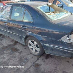 MERCEDES-BENZ CLASE E 270 CDI W211 177cv AÑO 2005 - Imagen 3