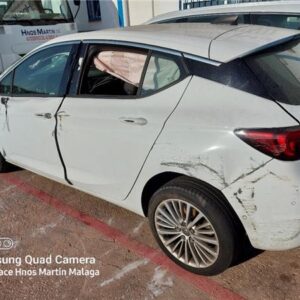 OPEL ASTRA K 1.6 CDTI 136cv AÑO 2016 - Imagen 3